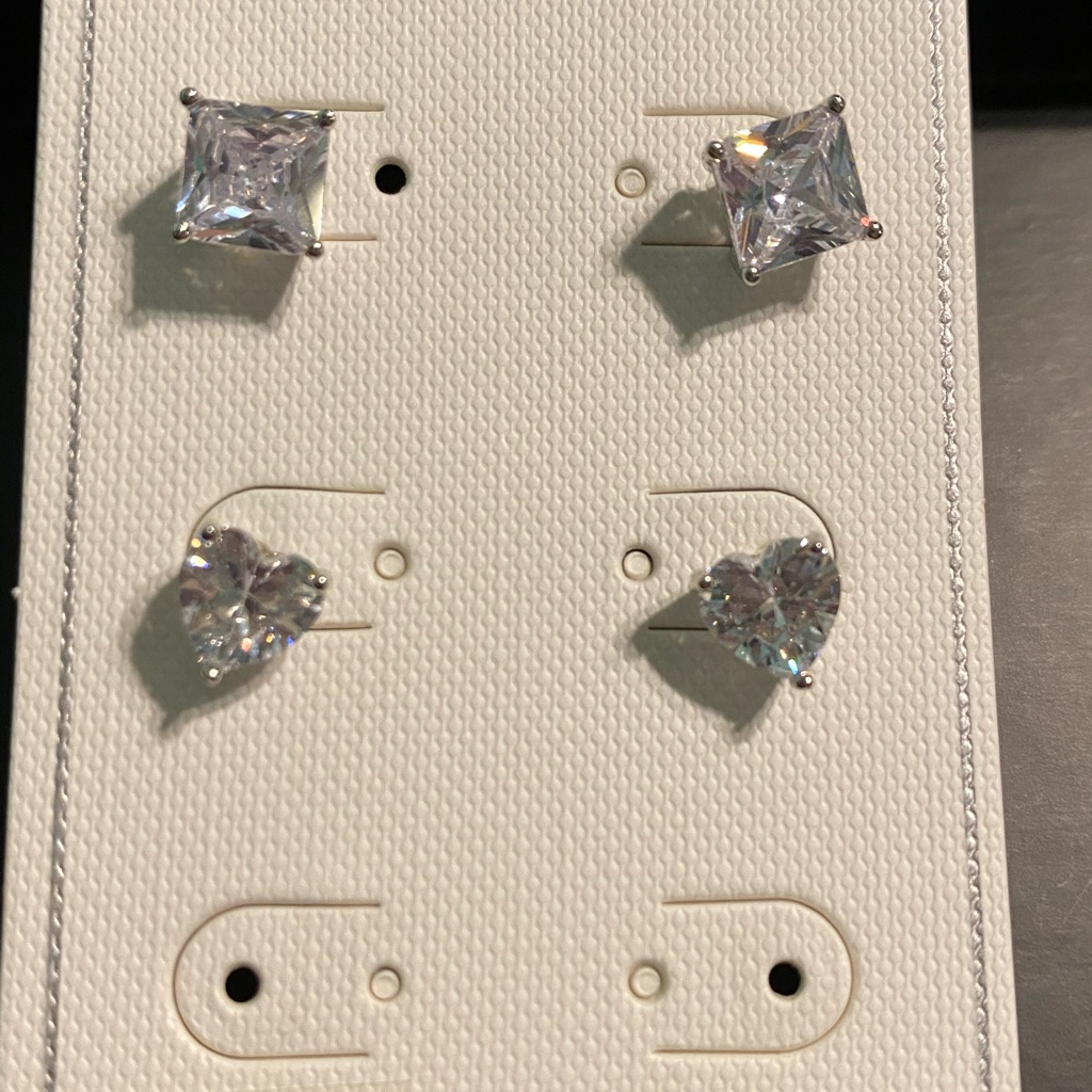 2 Stud Earring Set